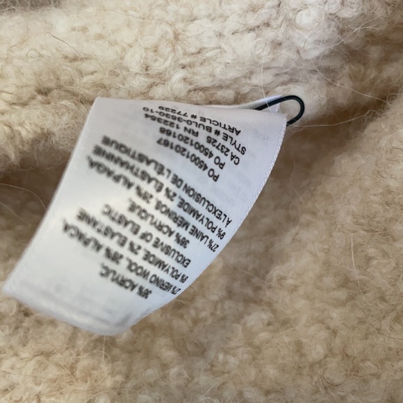 Aritzia Cardigan - Picture 5 of 5